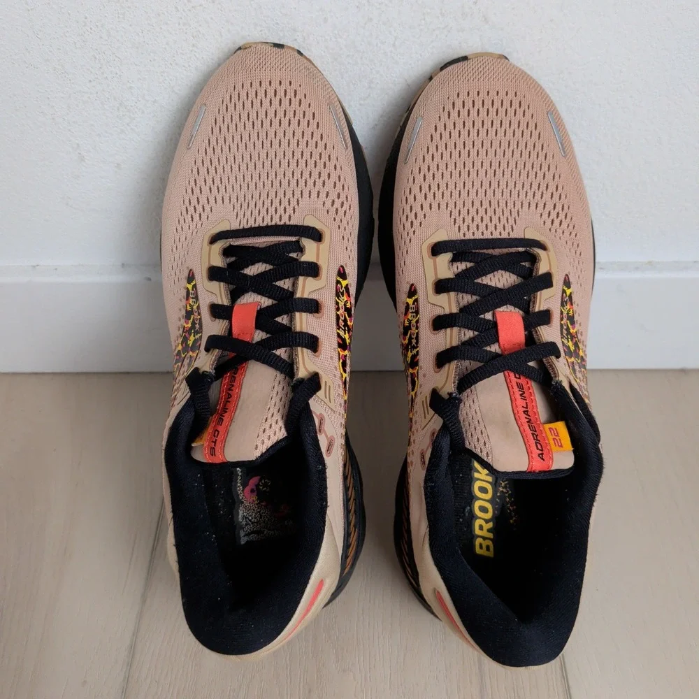 Brooks Adrenaline GTS 22 Womens 10 Ginger/Black/Citrus Leopard Shoes Run Wild